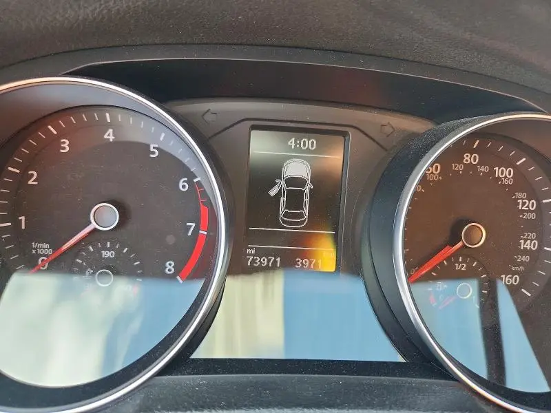 2018 VOLKSWAGEN PASSAT SE  