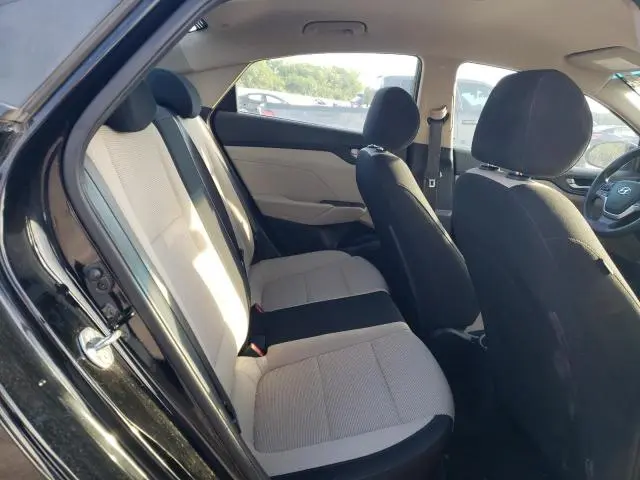 2018 HYUNDAI ACCENT SE  