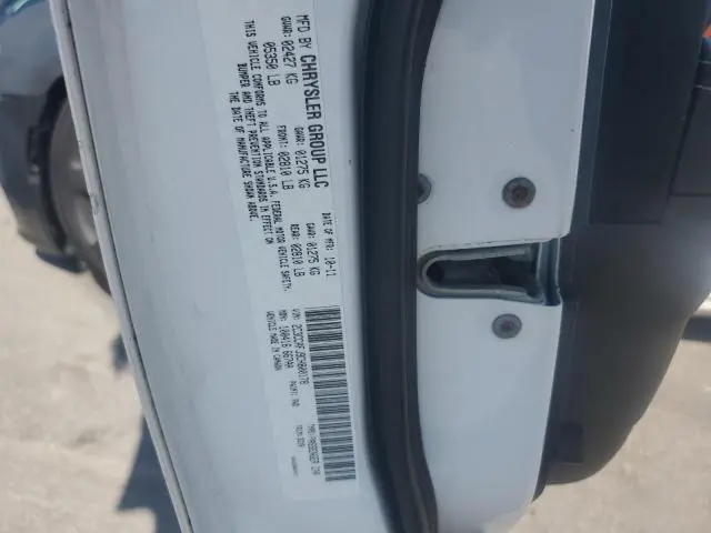 2012 CHRYSLER 300 SRT-8  