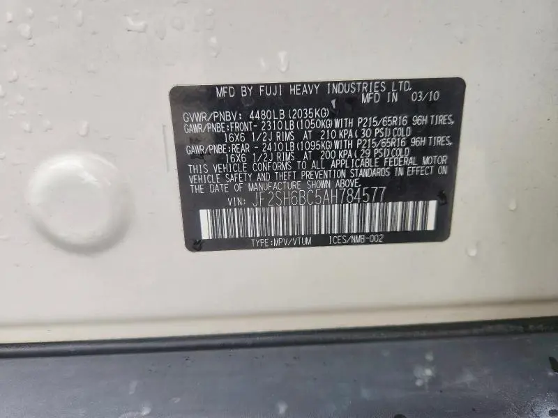 2010 SUBARU FORESTER XS  