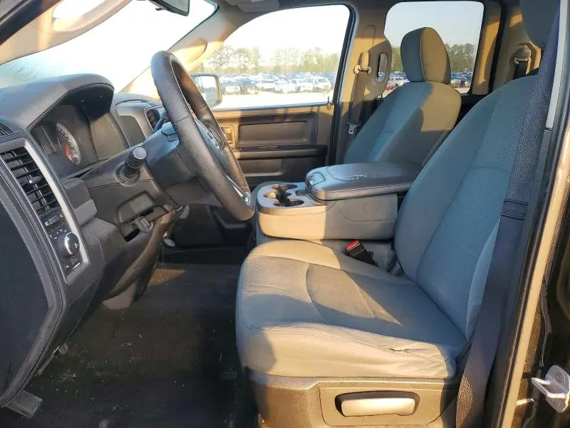 2014 RAM 1500 ST  