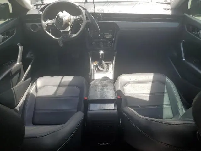 2022 VOLKSWAGEN PASSAT SE  
