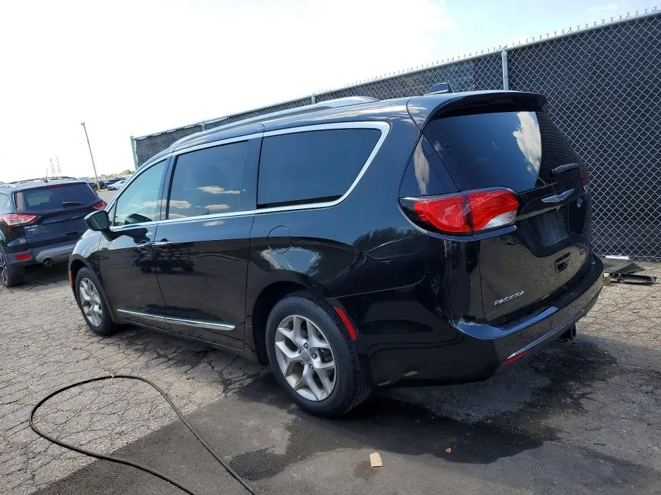 2018 CHRYSLER PACIFICA TOURING L PLUS  