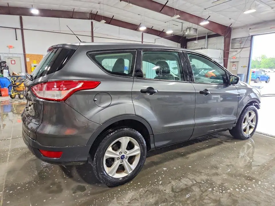 2016 FORD ESCAPE S  