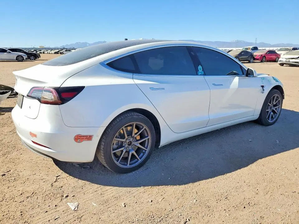 2020 TESLA MODEL 3   