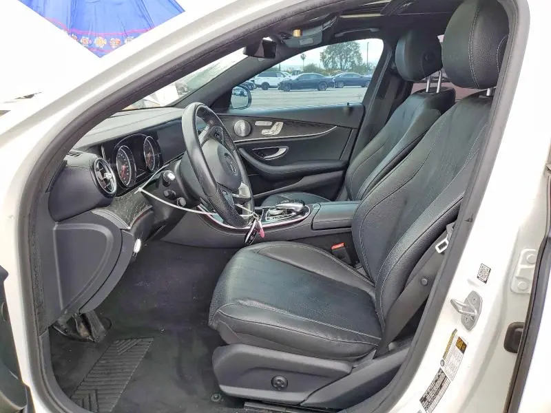 2017 MERCEDES-BENZ E 300  