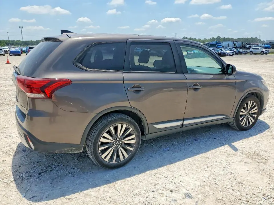 2019 MITSUBISHI OUTLANDER ES  