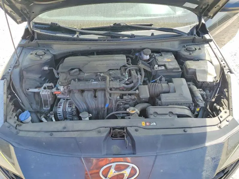 2021 HYUNDAI ELANTRA SEL  