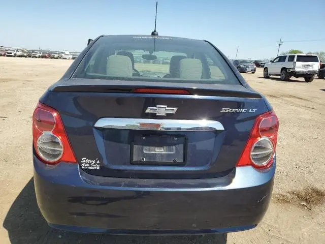 2015 CHEVROLET SONIC LT  