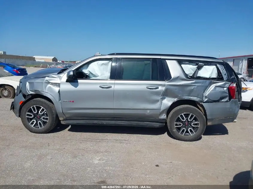 2024 GMC YUKON XL 4WD AT4