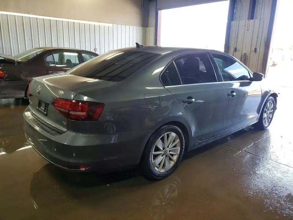 2016 VOLKSWAGEN JETTA SE  