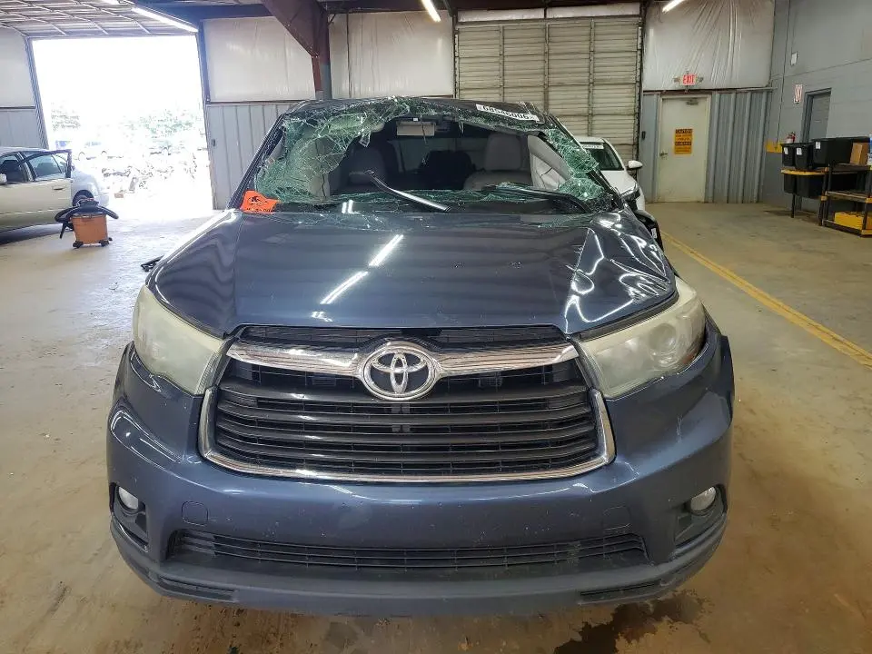 2016 TOYOTA HIGHLANDER XLE  