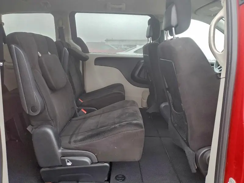 2012 DODGE GRAND CARAVAN SE  