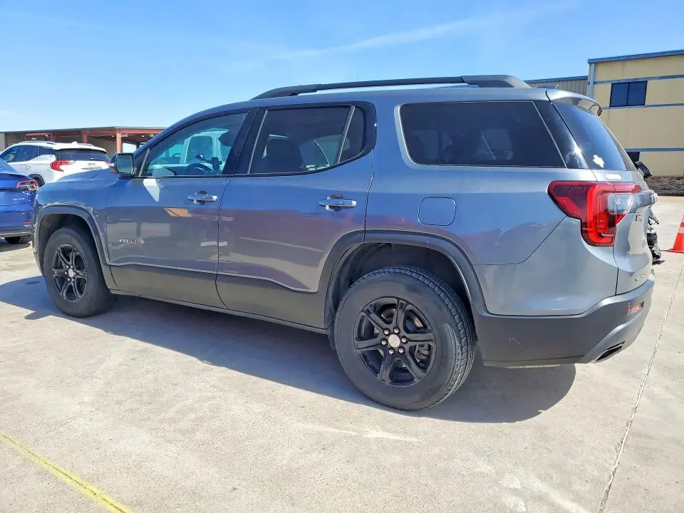 2021 GMC ACADIA AT4  