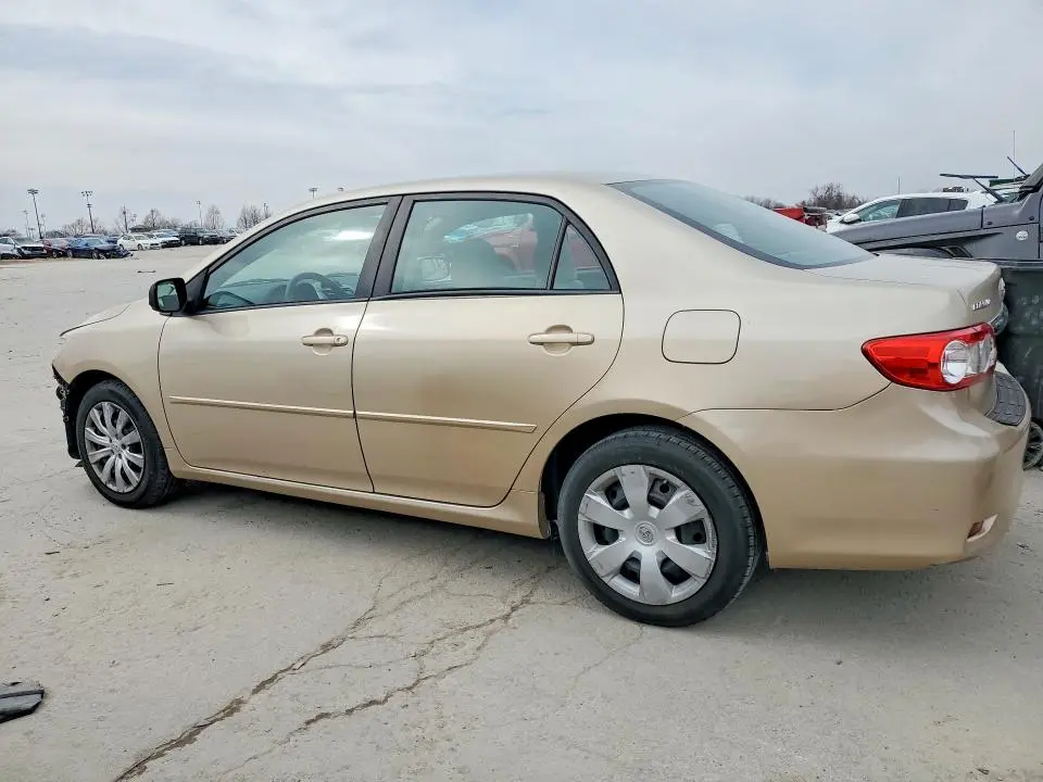 2012 TOYOTA COROLLA LE  