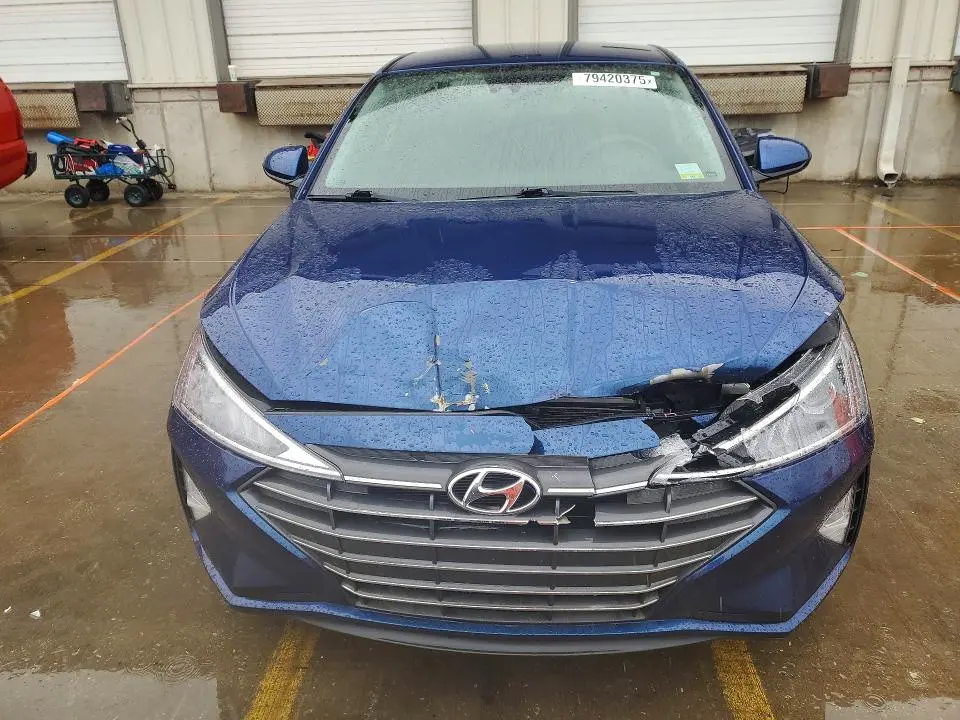 2019 HYUNDAI ELANTRA SEL  