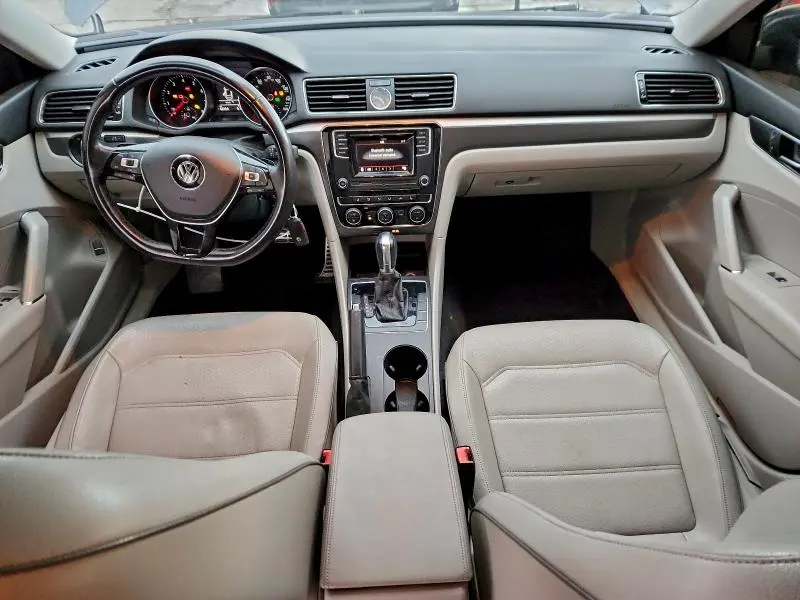 2016 VOLKSWAGEN PASSAT S  