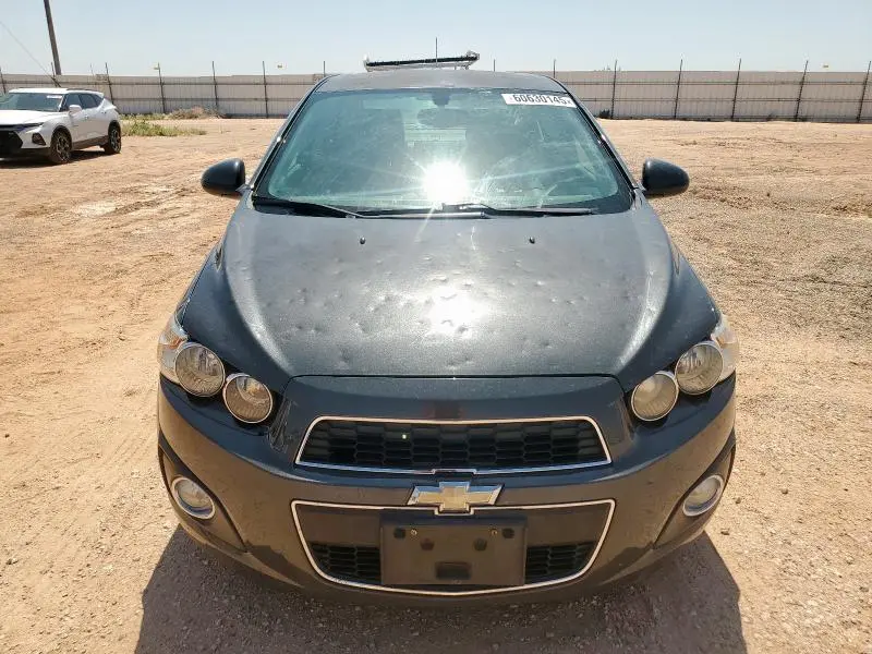 2016 CHEVROLET SONIC LT  