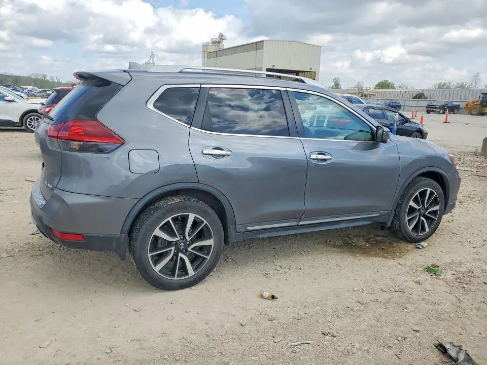 2019 NISSAN ROGUE SL  