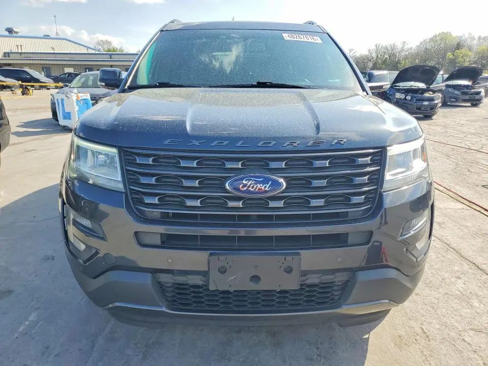 2017 FORD EXPLORER XLT  