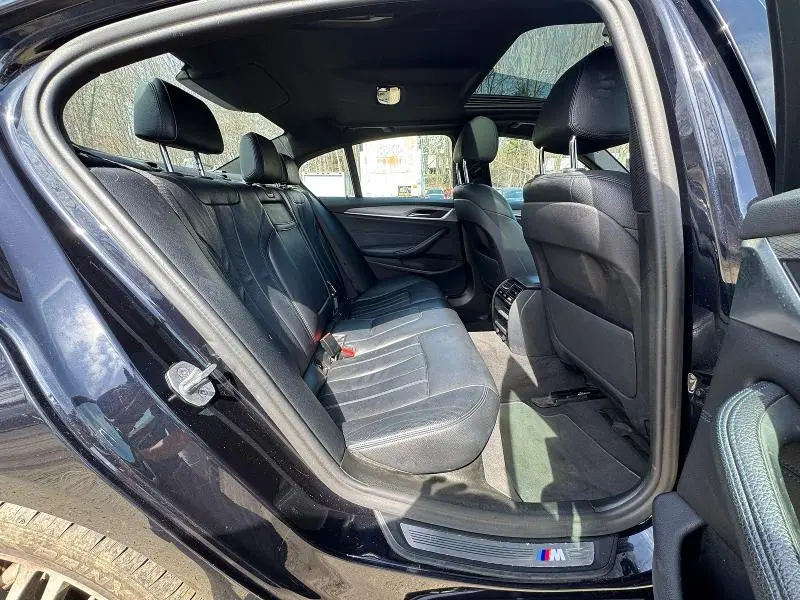 2019 BMW 540 XI  