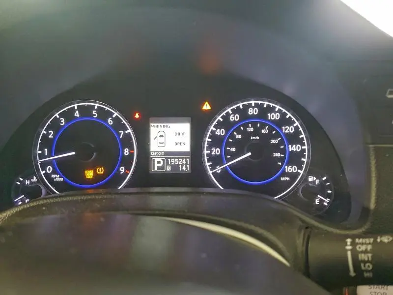 2011 INFINITI G25   