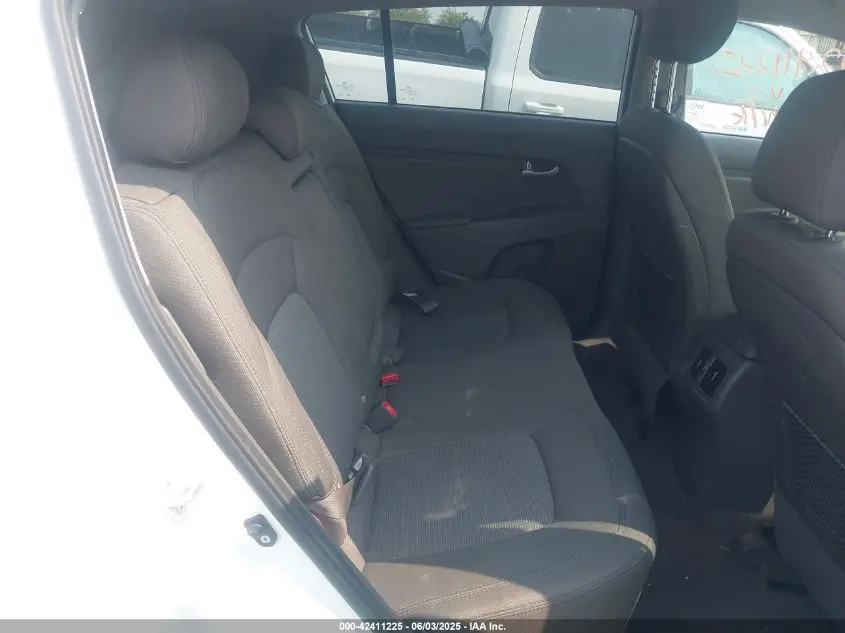 2015 KIA SPORTAGE LX
