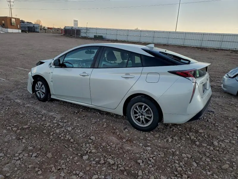 2016 TOYOTA PRIUS   