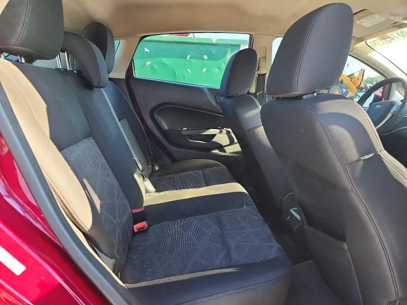 2011 FORD FIESTA SE  