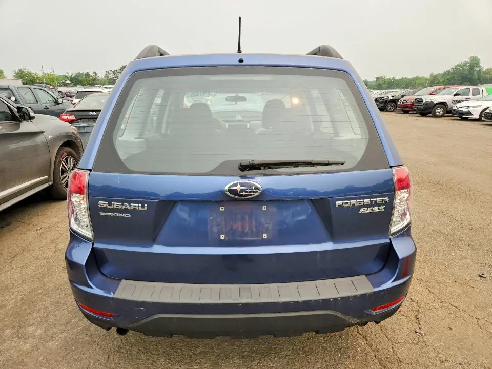 2011 SUBARU FORESTER   