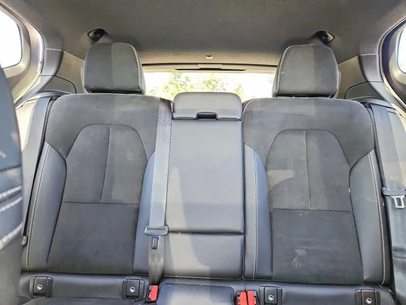 2022 VOLVO XC40 P8 RECHARGE PLUS  