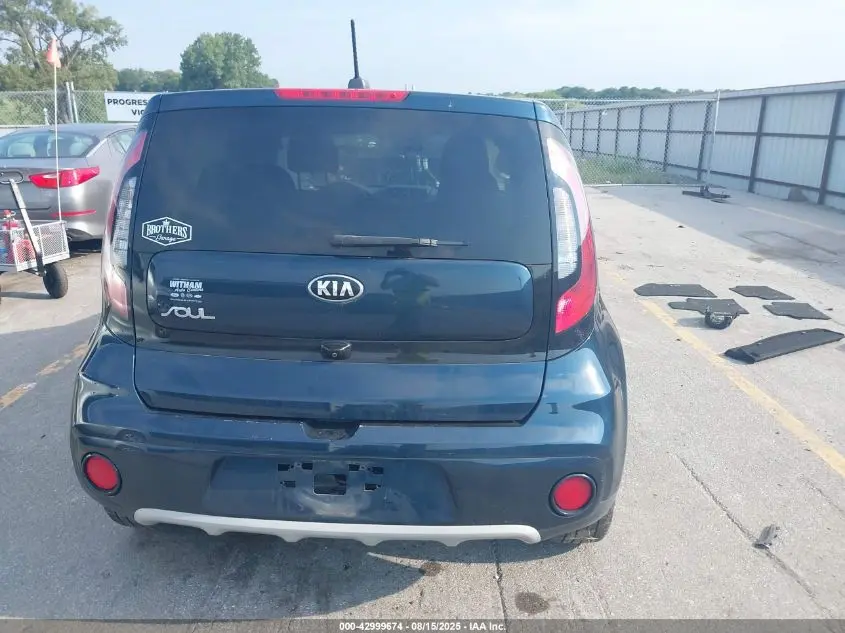 2019 KIA SOUL +