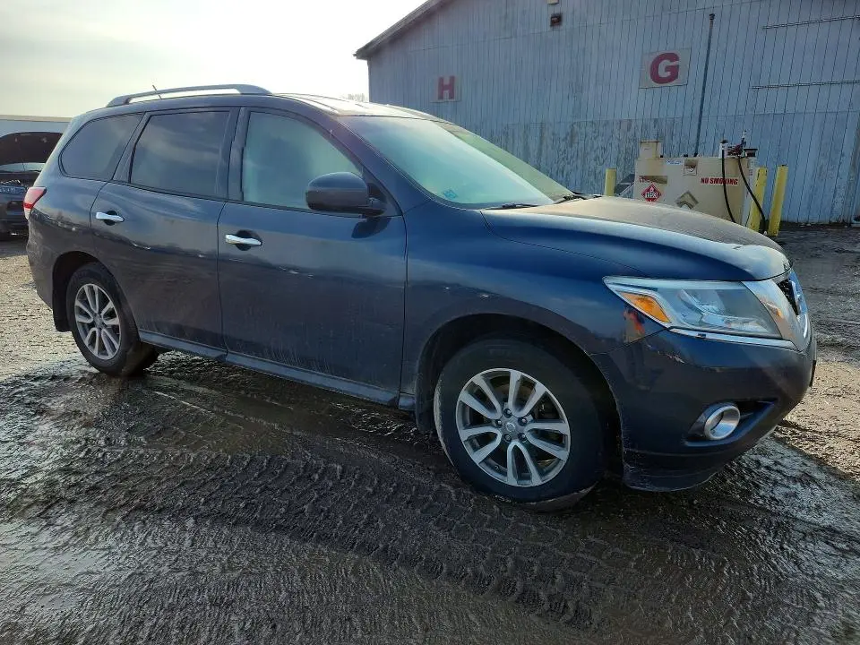 2016 NISSAN PATHFINDER S  