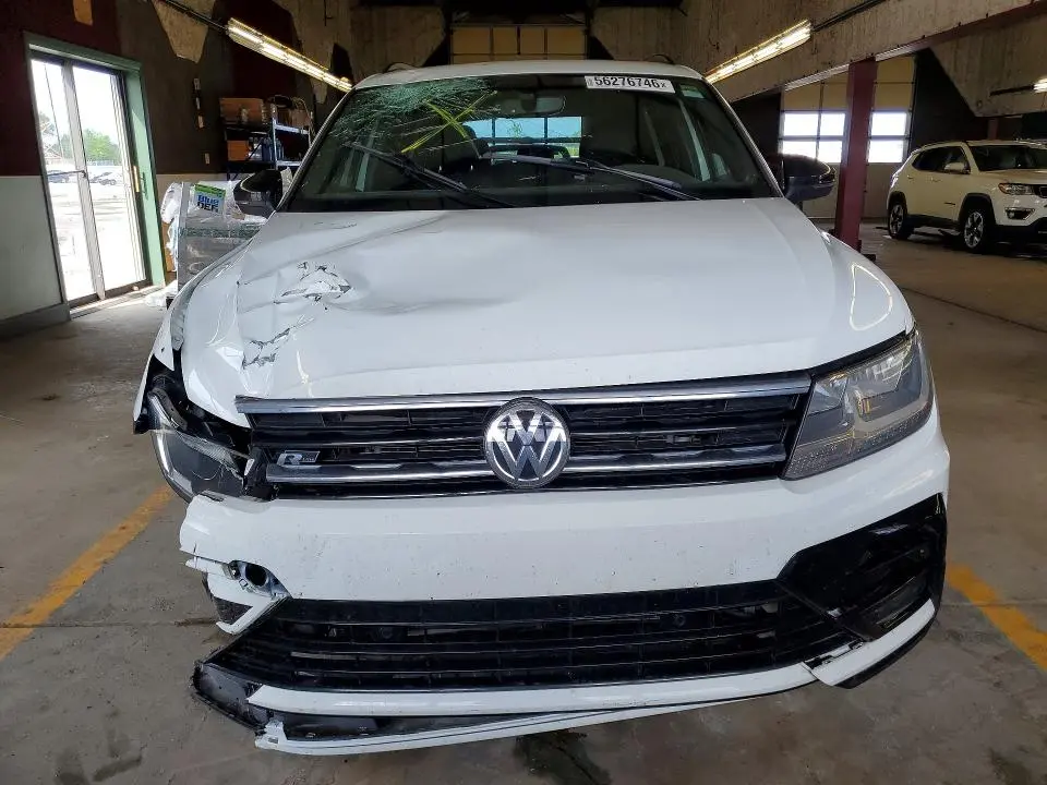 2021 VOLKSWAGEN TIGUAN SE  