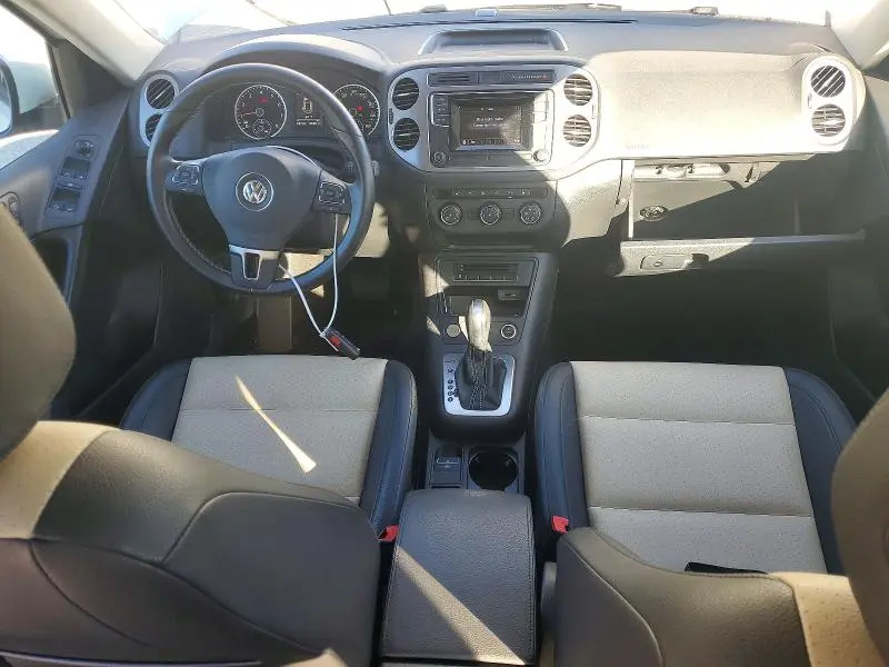2016 VOLKSWAGEN TIGUAN S  