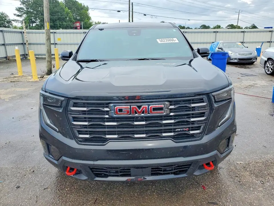 2026 GMC ACADIA AT4  