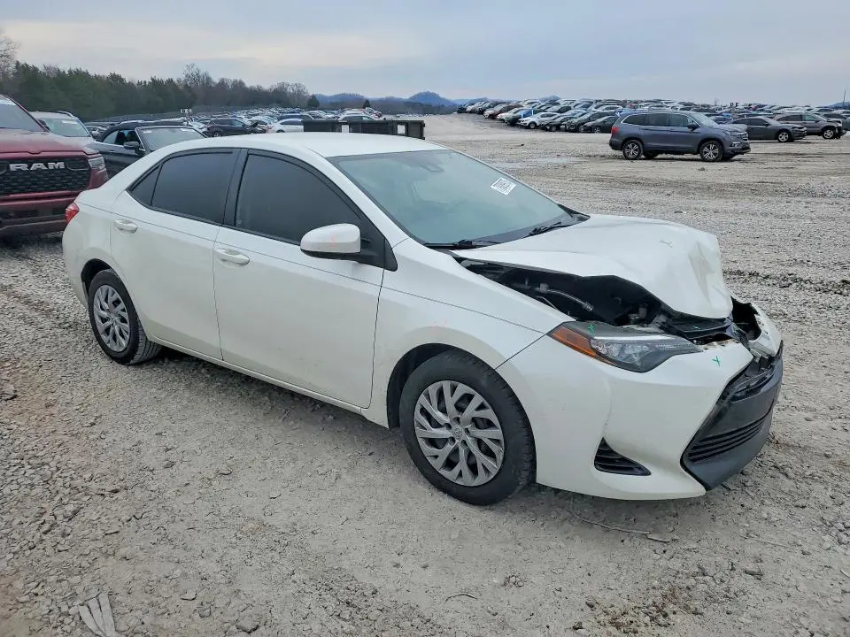 2017 TOYOTA COROLLA LE  
