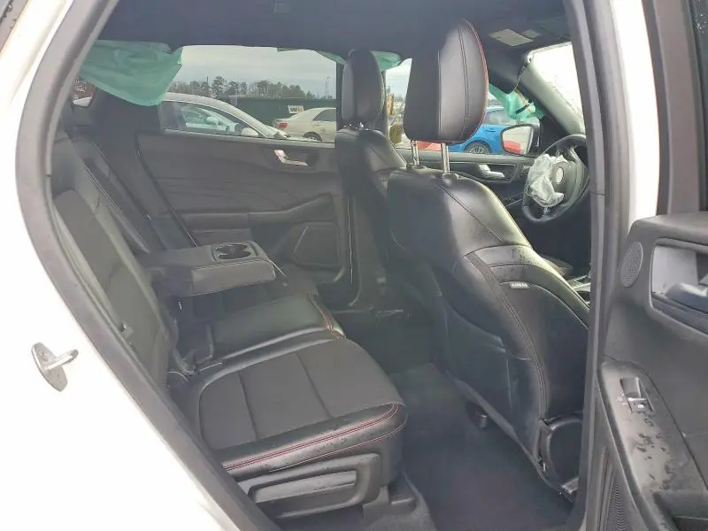 2023 FORD ESCAPE ST LINE SELECT  