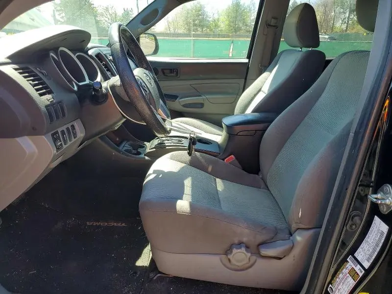 2015 TOYOTA TACOMA V6  