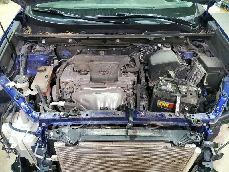 2014 TOYOTA RAV4 LE  