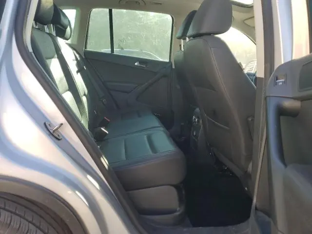 2015 VOLKSWAGEN TIGUAN S  