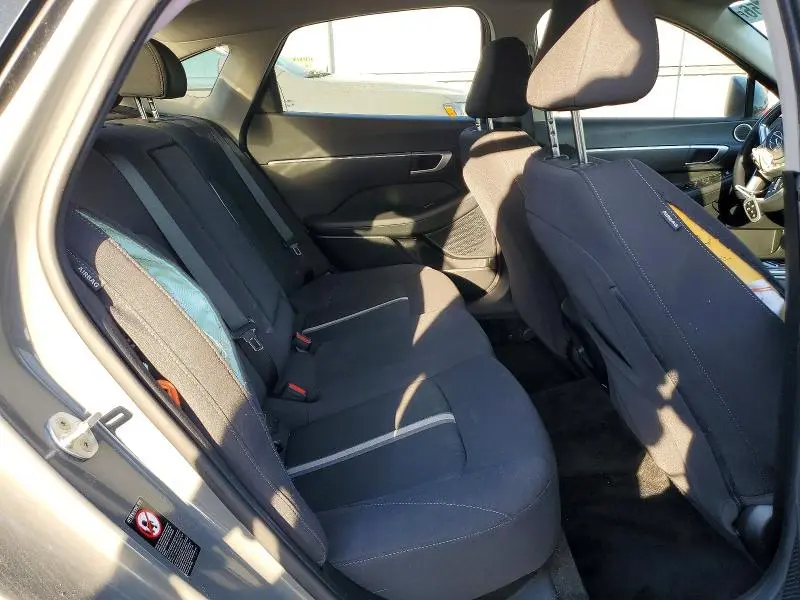 2022 HYUNDAI SONATA SEL  