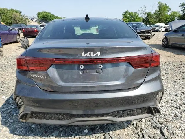 2022 KIA FORTE FE  