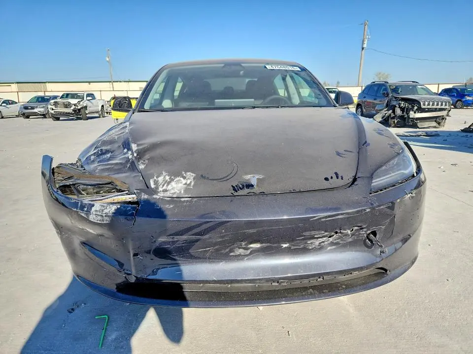 2025 TESLA MODEL 3   