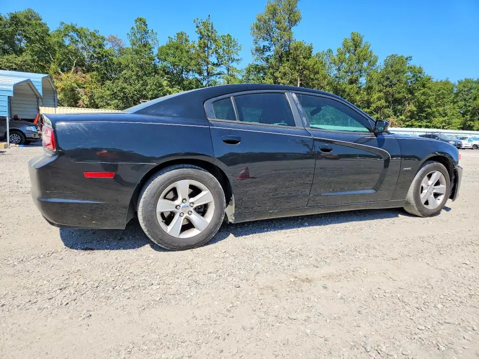 2013 DODGE CHARGER SE  