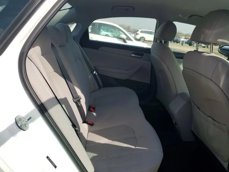 2018 HYUNDAI SONATA SE  