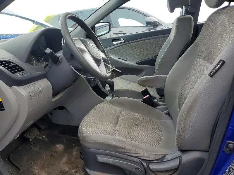 2013 HYUNDAI ACCENT GLS  