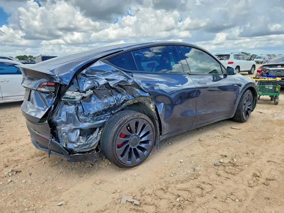 2022 TESLA MODEL Y   