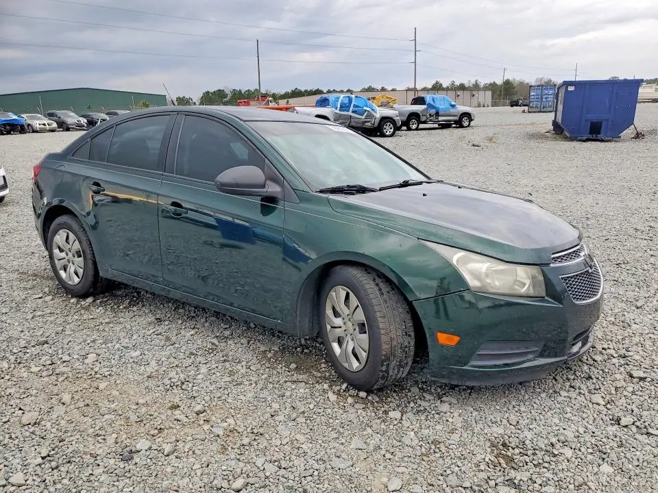 2014 CHEVROLET CRUZE LS  