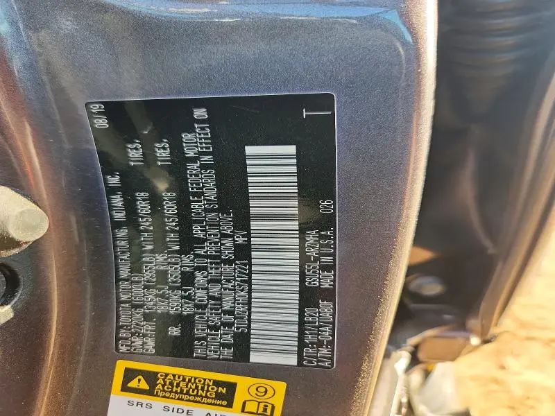 2019 TOYOTA HIGHLANDER XLE  